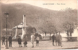 GRAND'COMBE (30) Place Bouzac En 1920 (Belle Animation) - La Grand-Combe