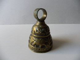 Cloche En Bronze à Beaux Décors - St Mathieus - St Johanne - St Lucas - Bells