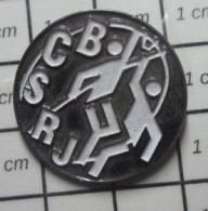 713L Pin's Pins / Beau Et Rare / SPORTS / CLUB BASKET BCSRJ - Pallacanestro