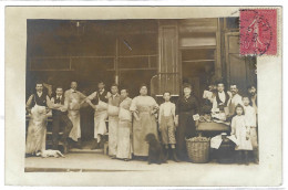 CARTE PHOTO - Supposé PARIS (cad. 1906 Gare De Lyon, 12ème) - BOUCHERIE + Marchand De Légumes à Droite - Negozi