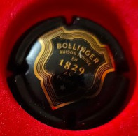 CAPSULE DE CHAMPAGNE BOLLINGER  N° 52 - Bollinger