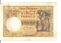 MADAGASCAR 20 FRANCS ND1937-47 VF P 37 - Madagaskar