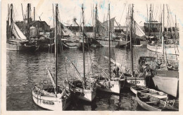 FRANCE - Les Sables D'Olonne (Vendée) - Thonniers Au Port - Bateaux - Pêche - Carte Postale - Sables D'Olonne