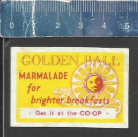 CO-OP - GOLDEN BALL MARMALADE FOR BRIGHTER BREAKFASTS  -  OLD MATCHBOX LABEL MADE IN BELGIUM - Boites D'allumettes - Etiquettes