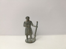 Kinder : Soldaten 19. Jahrhundert -  1970-80 - Gemeiner Soldat -  Zink - Ohne Kennung  - 40mm - 2 - Figurine In Metallo