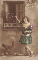 FETES - VOEUX - Pâques - Heureuse Pâques - Une Jeune Fille Avec Des Fleurs  - Carte Postale Ancienne - Pâques