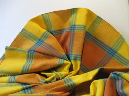 Coupon Coton En Toile épaisse, Genre Tartan Ou Madras,  150X50 Cm - Dentelles Et Tissus