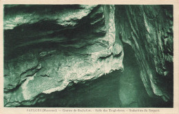 FRANCE - Saulges - Grottes De Rochefort - Salle Des Troglodytes - Stalacites Du Serpent - Carte Postale Ancienne - Other & Unclassified