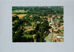 Talmont Saint Hilaire (85) : Dominé Par Les Ruines Du Chateau - Talmont Saint Hilaire