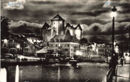 FRANCE - Annecy La Nuit - Vue Générale Du Port Et Le Château Illuminés - Carte Postale Ancienne - Annecy