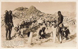 Niger - Gones Of Salt Obtened From The Great Salt Mines In The Oasis Od Bilma, In The Very Heart Of The Sahara - Niger