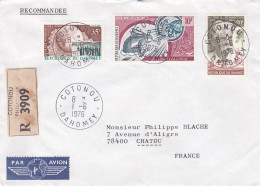 DAHOMEY--1976--Lettre Recommandée De COTONOU  Pour CHATOU (France)..tps (La Fontaine,Dr Schweitzer ) Sur Lettre..cachets - Benin - Dahomey (1960-...)