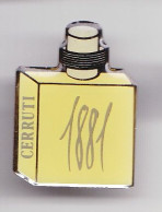 Pin's Flacon De Parfum Cerruti 1881 Réf 5123 - Perfumes