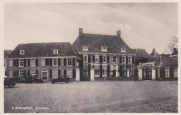 2603521Zutphen, ’s Gravenhof. (kleine Vouwen In De Hoeken) - Zutphen