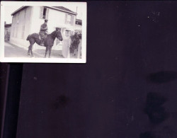 Photo D'un Spahi En Moselle Village ? 1940 - Documents