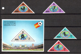 Kenia 1982 Block 18 Und Satz 222/25 Fussball WM Postfrisch - Kenya (1963-...)