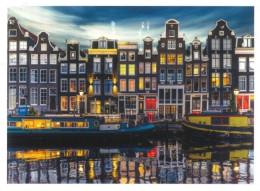 NEDERLANDS - 2023 - POSTCARD OF AMSTERDAM WITH STAMPS TO DUBAI. - Storia Postale