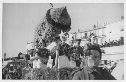 06-CANNES- CARTE-PHOTO- BATAILLE DES FLEURS - Karneval