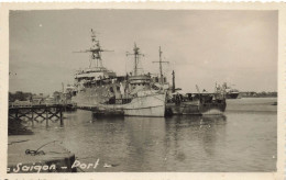 VIET-NAM - Vue Générale Du Saigon Port - Un Bateau Sur Le Port - Carte Postale Ancienne - Vietnam