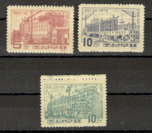 NORTH KOREA  - 3 MNH/MH STAMPS - CONSTRUCTION - 1961.. - Corée Du Nord