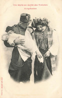 COUPLES - Une Idylle Au Jardin Des Tuileries - Complication - Carte Postale Ancienne - Koppels