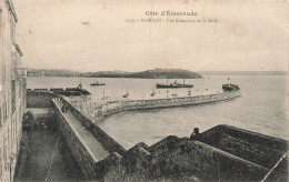 FRANCE - Côte D'Emeraude - St Malo - Vue D'ensemble Des Remparts Et Le Mole - Carte Postale Ancienne - Saint Malo