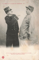 MILITARIA - Humoristiques - Le Képi Ou La Leçon De Coiffure - Ah Je Vous Y Repince Mon Garçon...- Carte Postale Ancienne - Humorísticas