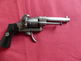 Revolver A Broche  7mm - Armes Neutralisées