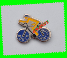 Pin's Cyclisme, Rouen Triathlon, Vélo, SEINE MARITIME, Normandie - Cyclisme