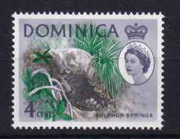 Dominica: 1966/67   QE II - Pictorial    SG200   4c  [Wmk Sideways]      MNH - Dominique (...-1978)