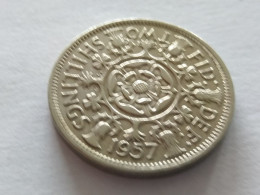 Two Shillings  United Kingdom 1957 - Andere & Zonder Classificatie
