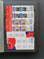 2001-2011 Nominaal Meest In Postzegelmapjes W.b. Ca €1000, NL1 (ca. 170x), Internationaal (ca. 25x), Kerst (ca. 150x) Et - Sammlungen