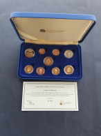 Collection Mainly Silver Euro Memorial Coins In Boxes With Certificates (137 Pieces), Among Which Austria (18), France ( - Otros & Sin Clasificación