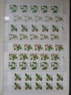 1960 Onwards Collection Flora And Fauna Mainly */** Including Better Sets/miniature Sheets In 2 Stockbooks - Colecciones (en álbumes)