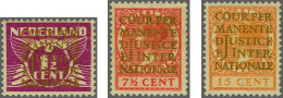Without Gum , Mounted Mint Cour Internationale De Justice 1½ Cent Roodviolet, 7½ Cent Rood En 15 Cent Oranjegeel, Vrijwe - Dienstmarken