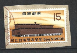 JAPON DE 1966 N°858 SUR PAPIER. INAUGURATION THEATRE NATIONAL - Used Stamps