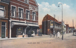 2606352Wijk Aan Zee, Voorstraat Met Bazar En De Heeren En Dames Kaper. – 1928 - Wijk Aan Zee