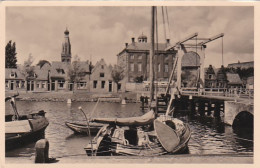 2606445Enkhuizen, Zuiderzeemuseum Friese Boeier ,,De Sperwer’’ Met Compagniebrug.(FOTO KAART)(zie Hoeken) - Enkhuizen