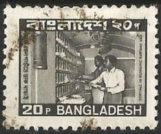 Bangladesh 1983 - Mi 203 - YT 198 ( Inside Railway Travelling Post Office ) - Bangladesch