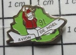 611c Pin's Pins / Beau Et Rare / AVIATION / AVION DE NOEL 91 PERE NOEL - Avions