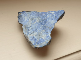 Bloc De Lapis Lazuli Longueur 5,0 Cm Poids 38,3 Grammes - Minéraux