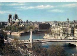 75 - Paris - La Seine Et Ses Bords - Cathédrale Notre Dame - Statue De Sainte-Geneviève - Carte Dentelée - CPSM Grand Fo - Le Anse Della Senna