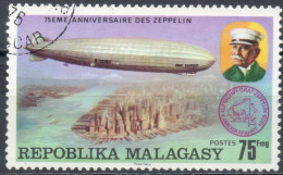 MADAGASCAR - Dirigeable LZ -127 "Graf Zeppelin" - Zeppeline