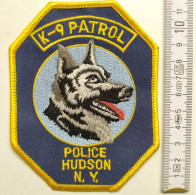 ECUSSON POLICE GENDARMERIE PATCH BADGE CANINE K9 -K-9 PATROL POLICE HUDSON N.Y. - Policia