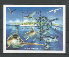 Tonga Niuafo'ou 2001 Flight Of The Fish S/S Y.T. BF 29  (0) - Tonga (1970-...)