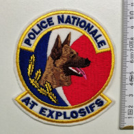 ECUSSON POLICE GENDARMERIE PATCH BADGE CANINE K9 -POLICE NATIONALE AT EXPLOSIFS - Police & Gendarmerie