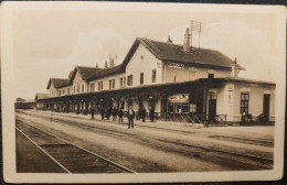 1921 NOVI SAD Railway Station With People SERBIA I- VF 290 - Stations - Zonder Treinen