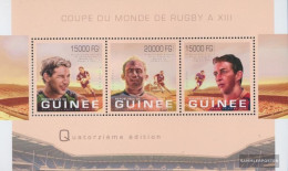 Guinea 9934-9936 Sheetlet (complete. Issue) Unmounted Mint / Never Hinged 2013 Rugby - Guinée (1958-...)