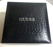 Boîte à Bijoux GUESS En Skai Noir - Autres & Non Classés