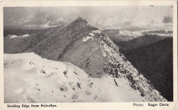 BW05. Vintage Postcard. Snow On Striding Edge From Helvellyn. Cumbria - Otros & Sin Clasificación